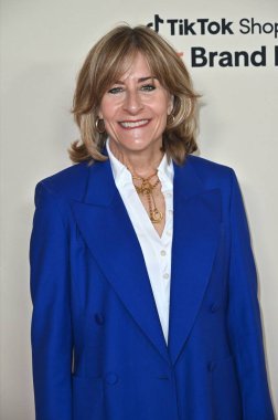 Santa Monica, CA USA - 14 Mayıs 2025: Sue Schick QVC TikTok Shop Super Brand Day 'e katıldı