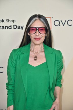Santa Monica, CA USA - 14 Mayıs 2025: Stacy London QVC TikTok Shop Super Brand Day 'e katıldı