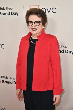 Santa Monica, CA USA - 14 Mayıs 2025: Billie Jean King QVC TikTok Shop Super Brand Day 'e katıldı