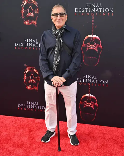 Hollywood, CA USA - 12 Mayıs 2025: Kenny Ortega Final Destination Bloodlines 'ın galasına katıldı