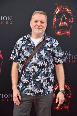 Hollywood, CA USA - 12 Mayıs 2025: Alex Zahara Son Durak Kan Hattının prömiyerine katıldı