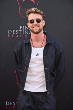 Hollywood, CA USA - 12 Mayıs 2025: Harry Jowsey Final Destination Bloodlines 'ın prömiyerine katıldı