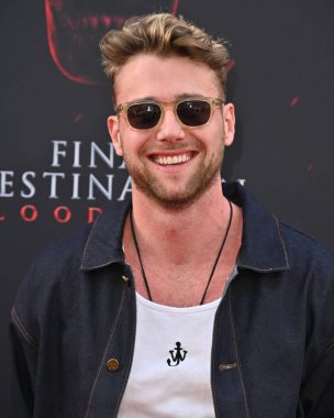 Hollywood, CA USA - 12 Mayıs 2025: Harry Jowsey Final Destination Bloodlines 'ın prömiyerine katıldı