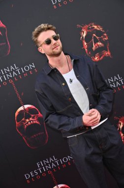 Hollywood, CA USA - 12 Mayıs 2025: Harry Jowsey Final Destination Bloodlines 'ın prömiyerine katıldı