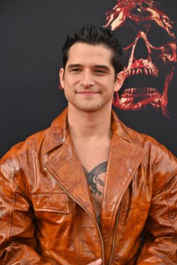 Hollywood, CA USA - 12 Mayıs 2025: Tyler Posey Son Durak Kan Çizgileri 'nin galasına katıldı
