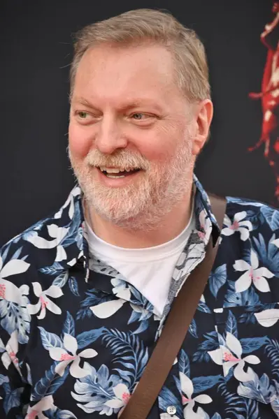 Hollywood, CA USA - 12 Mayıs 2025: Alex Zahara Son Durak Kan Hattının prömiyerine katıldı