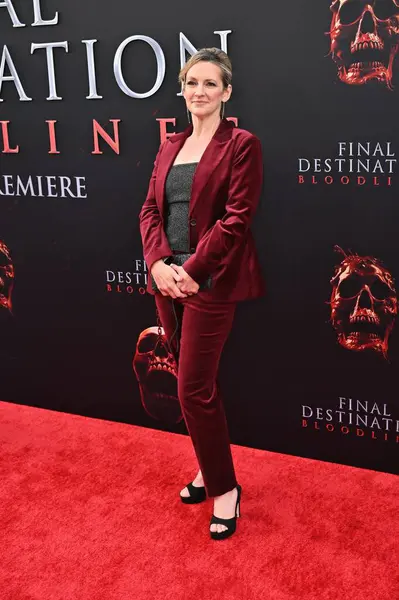 Hollywood, CA USA - 12 Mayıs 2025: Lori Evans Taylor Final Destination Bloodlines 'ın galasına katıldı