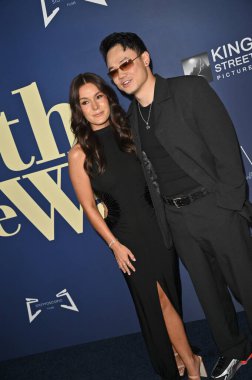 Batı Hollywood, CA USA - 23 Mayıs 2025: Ali Fumiko Whitney, Ricky Worth The Wait 'in gösterimine katıldı