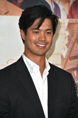 Batı Hollywood, CA USA - 23 Mayıs 2025: Ross Butler Worth The Wait 'in gösterimine katıldı