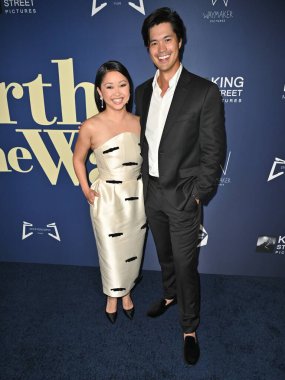 Batı Hollywood, CA USA - 23 Mayıs 2025: Lana Condor, Ross Butler Worth The Wait filminin gösterimine katıldı