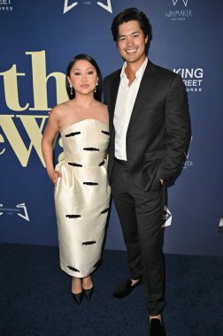 Batı Hollywood, CA USA - 23 Mayıs 2025: Lana Condor, Ross Butler Worth The Wait filminin gösterimine katıldı