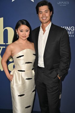 Batı Hollywood, CA USA - 23 Mayıs 2025: Lana Condor, Ross Butler Worth The Wait filminin gösterimine katıldı