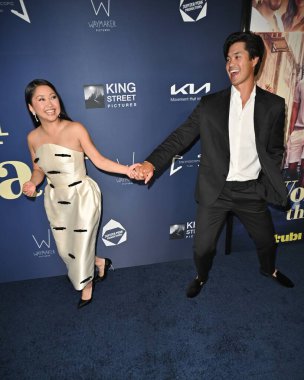 Batı Hollywood, CA USA - 23 Mayıs 2025: Lana Condor, Ross Butler Worth The Wait filminin gösterimine katıldı