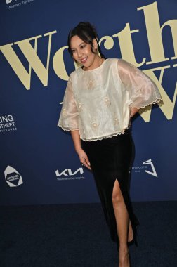 Batı Hollywood, CA USA - 23 Mayıs 2025: Gabbi Pascua Worth The Wait 'in gösterimine katıldı