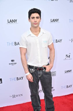 Los Angeles, CA USA - 5 Haziran 2025: Max Ehrich LANY Entertainments Summer Mixer 'a katıldı