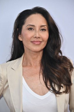 Los Angeles, CA USA - 5 Haziran 2025: Naomi Matsuda LANY Entertainments Summer Mixer 'a katıldı