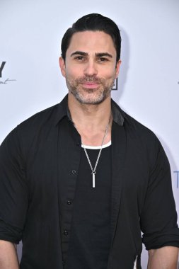 Los Angeles, CA USA - 5 Haziran 2025: Carlo Mendez LANY Entertainments Summer Mixer 'a katıldı