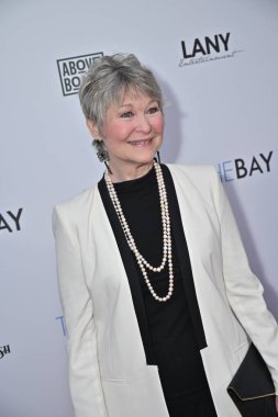 Los Angeles, CA USA - 5 Haziran 2025: Dee Wallace LANY Entertainments Summer Mixer 'a katıldı