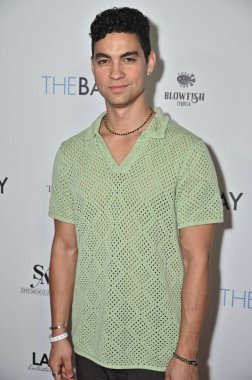 Los Angeles, CA USA - 5 Haziran 2025 Davi Santos LANY Entertainment Summer Mixer 'a katıldı