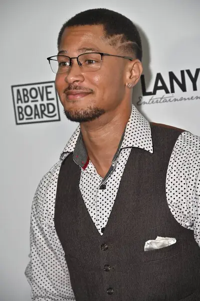 Los Angeles, CA USA - 5 Haziran 2025: Najee De Tiege LANY Entertainments Summer Mixer 'a katıldı