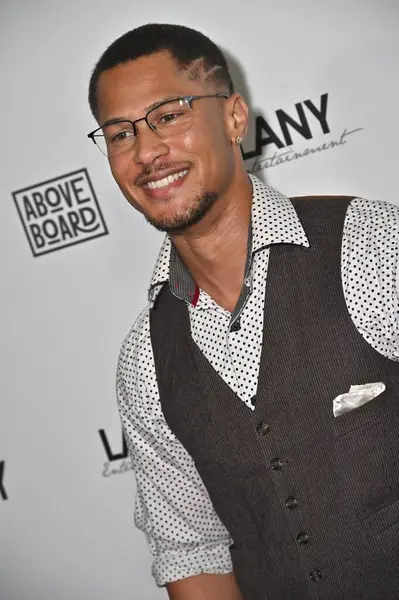 Los Angeles, CA USA - 5 Haziran 2025: Najee De Tiege LANY Entertainments Summer Mixer 'a katıldı