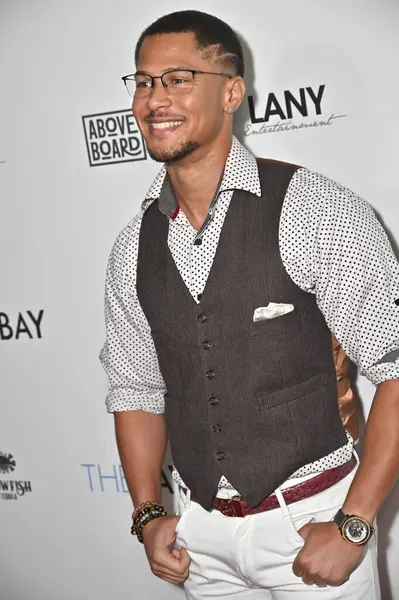 Los Angeles, CA USA - 5 Haziran 2025: Najee De Tiege LANY Entertainments Summer Mixer 'a katıldı