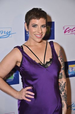 Burbank, CA USA - 7 Haziran 2025: Whitney Kathleen Vigil The Wedding Singer 'ın açılış gecesine katıldı