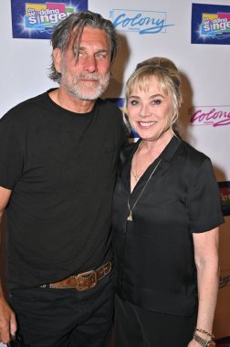 Burbank, CA USA - 7 Haziran 2025: James Hyde, Kim Johnston Ulrich The Wedding Singer The Musical 'ın açılış gecesine katıldı