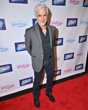 Burbank, CA USA - 7 Haziran 2025: Christian LeBlanc The Wedding Singer The Musical 'ın açılış gecesine katıldı