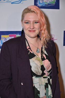 Burbank, CA USA - 7 Haziran 2025: Jenna Bergstraesser The Wedding Singer The Musical 'ın açılış gecesine katıldı