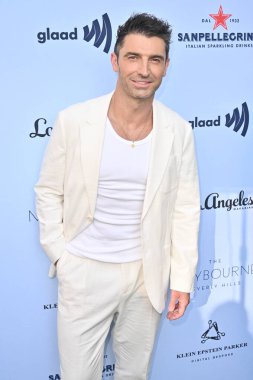 Beverly Hills, CA USA - 12 Haziran 2025: Stuart O Keeffe LA Magazines Pride 2025 Kutlamalarına katıldı