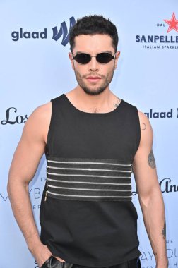 Beverly Hills, CA USA - 12 Haziran 2025: David Granados LA Magazines Pride 2025 Kutlamalarına katıldı
