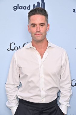 Beverly Hills, CA USA - 12 Haziran 2025: Jesse Lally LA Magazines Pride 2025 Kutlamalarına katıldı