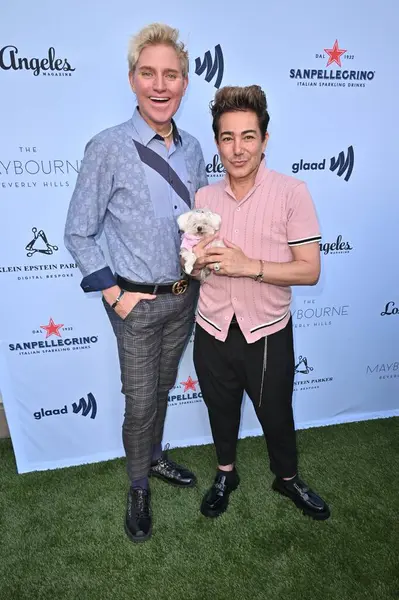 Beverly Hills, CA USA - 12 Haziran 2025: Patrik Simpson, Pol Atteu LA Magazines Pride 2025 Kutlamalarına katıldı