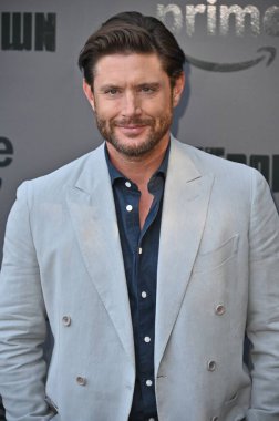 Los Angeles, CA USA - 18 Haziran 2025: Jensen Ackles geri sayım serisinin prömiyerine katıldı