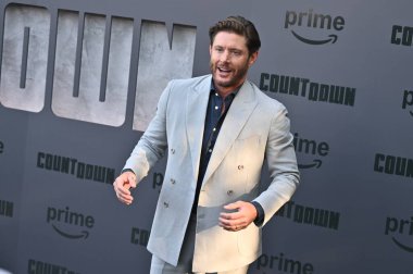 Los Angeles, CA USA - 18 Haziran 2025: Jensen Ackles geri sayım serisinin prömiyerine katıldı