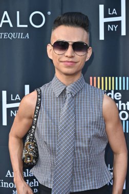 Los Angeles, CA USA - 20 Haziran 2025: Alex Orozco Hyperion L.A Onur Gecesi 2025