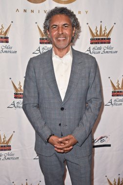 Hollywood, CA USA - 3 Ağustos 2025: Phillip V. Westbrooks 31. Küçük Bayan Afro-Amerikan Bursu Yarışmasına katıldı