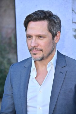Hollywood, CA USA - 18 Ağustos 2025: Nick Wechsler İlkel Savaş filminin galasına katıldı