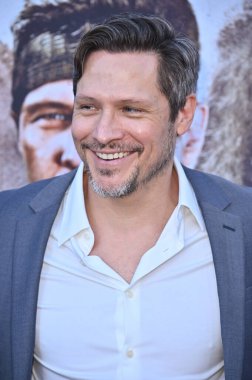 Hollywood, CA USA - 18 Ağustos 2025: Nick Wechsler İlkel Savaş filminin galasına katıldı