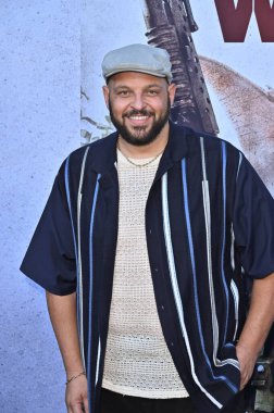 Hollywood, CA USA - 18 Ağustos 2025: Daniel Franzese İlkel Savaş filminin galasına katıldı