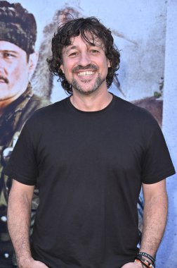 Hollywood, CA USA - 18 Ağustos 2025: Thomas Ian Nicholas İlkel Savaş filminin galasına katıldı