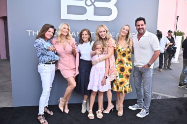 Hollywood, CA USA - 19 Ağustos 2025: Kimberlin Brown, Katherine Kelly Lang, Rebecca Budig, Ashley Jones, Jennifer Gareis, Don Diamont, Sophia Paras The Bold and The Beautiful New Studio Celebration 'a katıldı