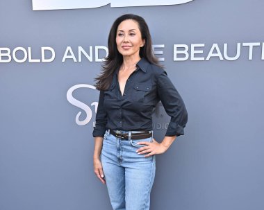 Hollywood, CA USA - 19 Ağustos 2025 Naomi Matsuda The Bold and The Beautiful New Studio Celebration 'a katıldı