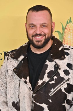 Hollywood, CA USA - 20 Ağustos 2025: Daniel Franzese Shucked 'in Açılış Gecesine Katıldı