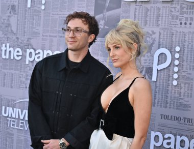 Los Angeles, CA USA - 27 Ağustos 2025: Daryl Sabara, Meghan Trainor Peacocks serisinin prömiyerine katıldı
