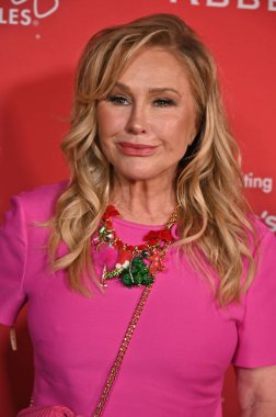 Batı Hollywood, CA USA. 25 Eylül 2025. Kathy Hilton, Eylül 'ün 20. Noel Oyuncak Arabası' na manastırda katılıyor. Fotoğraf: Michael Mattes / Alamy Live News