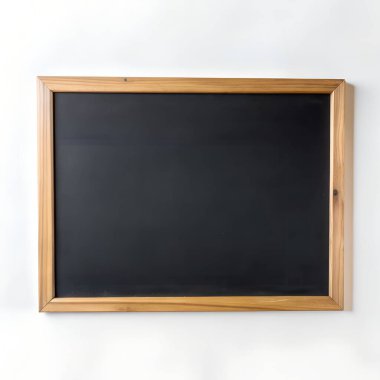 Ahşap çerçeveli dikdörtgen bir karatahta beyaz bir duvara asılır ve bir ekran yüzeyi olarak hizmet eder. Ahşap çerçeve karatahta için sağlam bir sınır sağlar