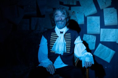 03.29.2024 ISTANBUL TURKEY - İstanbul 'da bir tiyatro sahnesi var ve oyuncular 