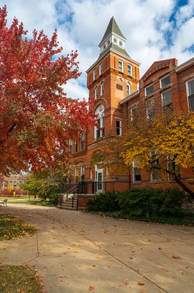 East Lansing October 2022 View Historic Linton Hall Fall Colors — Stock Photo, Image
